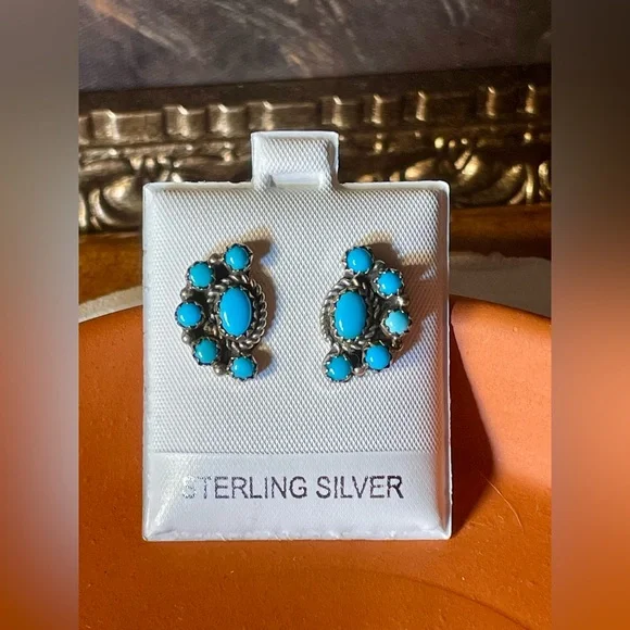 New Vintage Genuine Sleeping Beauty Turquoise Artisan Sterling Silver Earrings - Picture 4 of 11